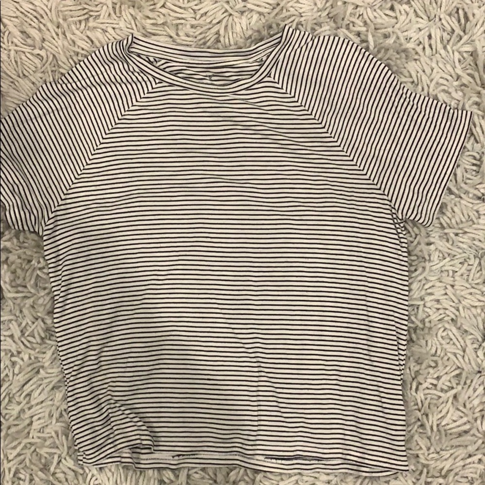 American Eagle striped black and white tshirt.